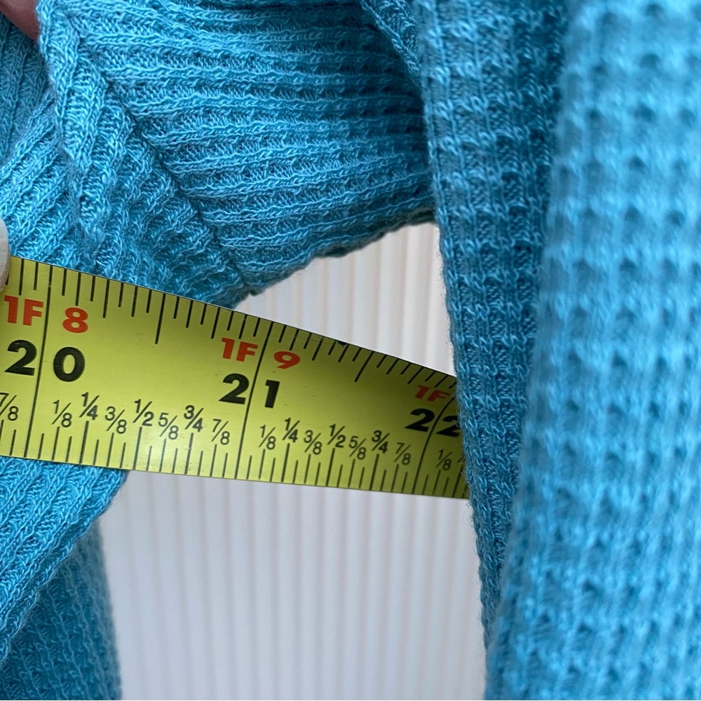 Maui and Sons Aqua Waffle Knit Long sleeve Hoodie NWT Large Fall Winter Staple - Picture 7 of 7